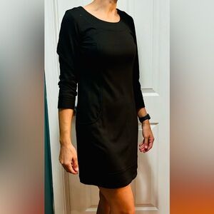 Max Edition black dress
